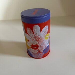 DAVIDsTEA Heart Valentine Tin New